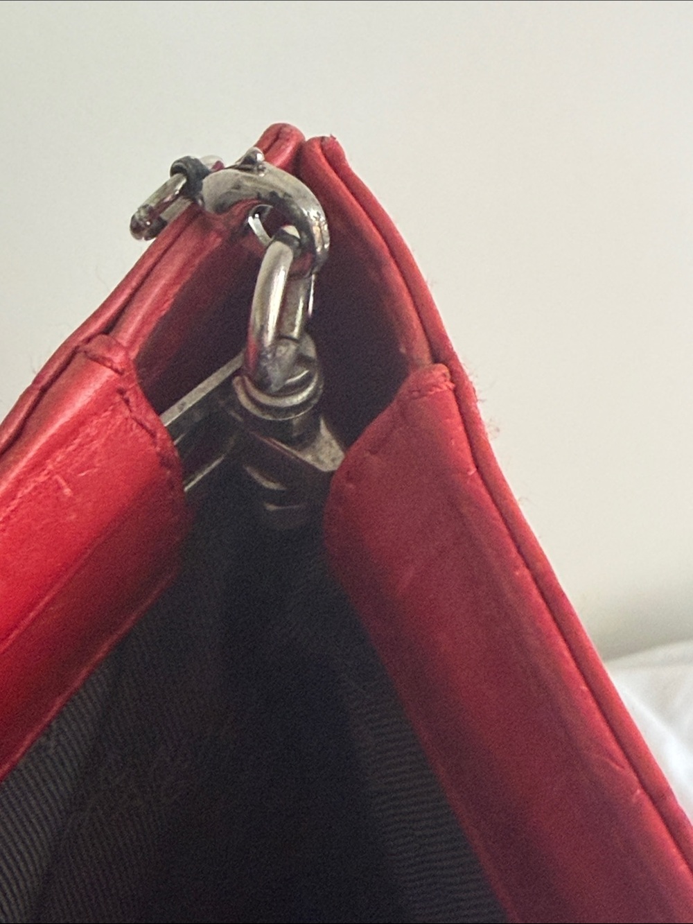VINTAGE Bruno Magli Monica Croc Embossed Red Leather Clutch Bag Y2K RARE Indie - Picture 8 of 13